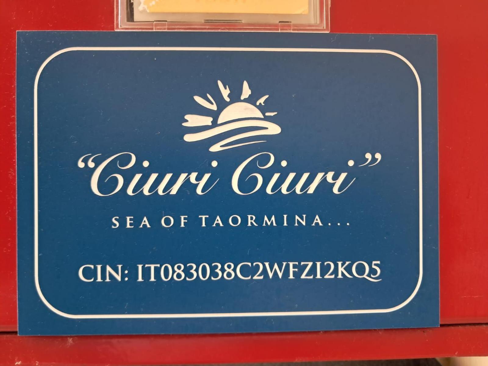ホテル Ciuri Ciuri - Sea Of Taormina レトイアンニ エクステリア 写真